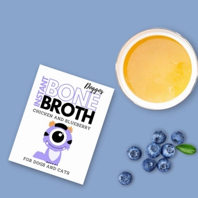 Doggos Instant Chicken Bone Broth with Blueberries for Cats and Dogs