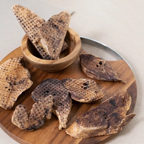 Earthmade Dog Treat Air-Dried Free-Range Grass-Fed Goat Lung Slice 70g