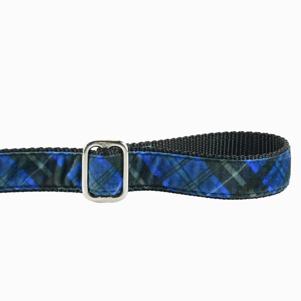 Elite Velvet Dog Leash Midnight Winter Plaid