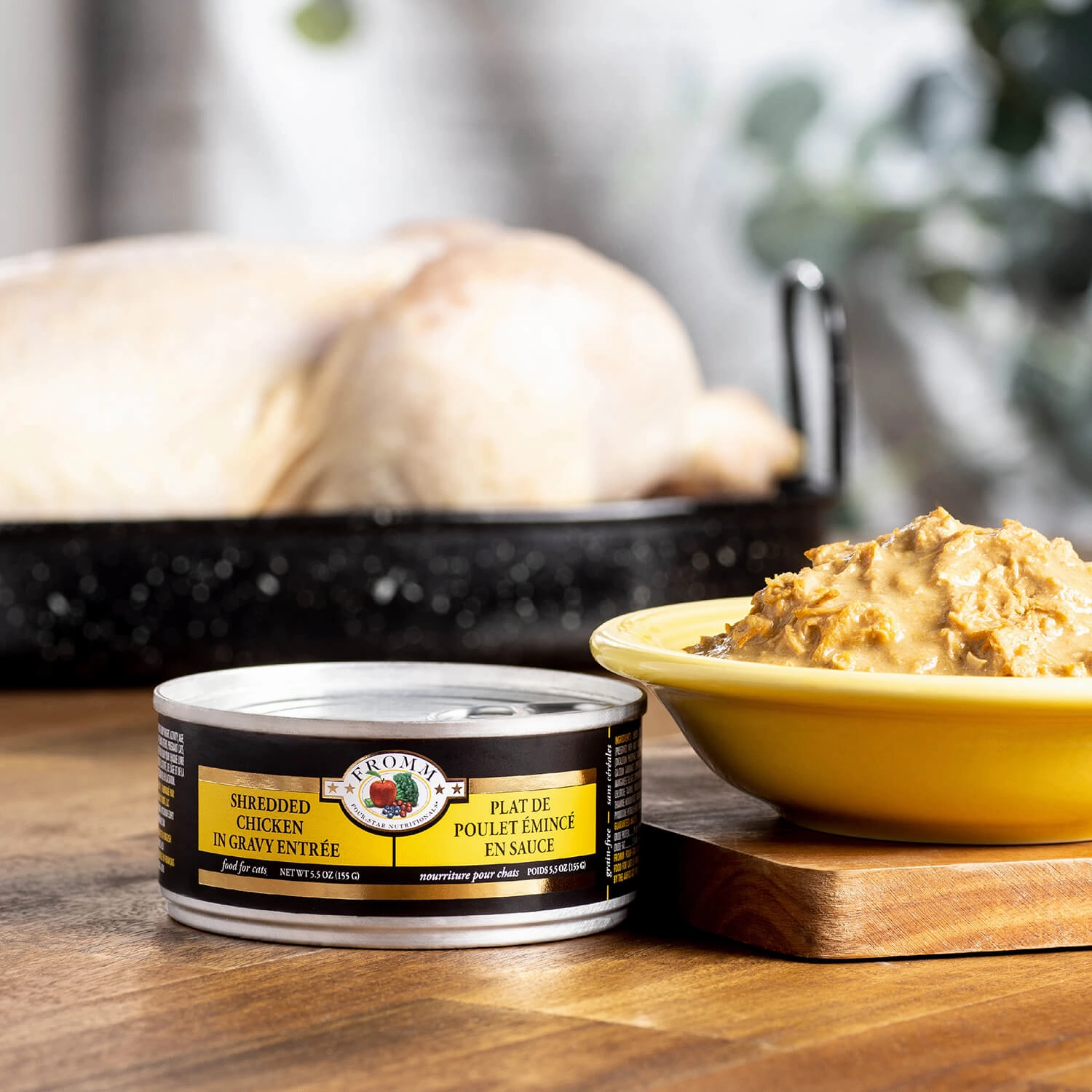 Fromm Four-Star Grain-Free Shredded Chicken in Gravy Canned Cat Food