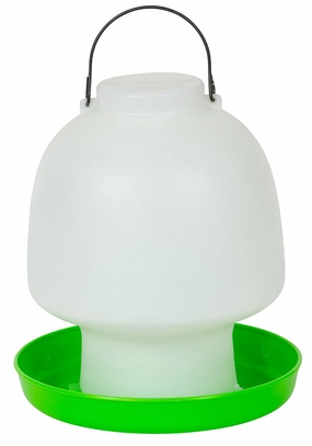 Green and White Waterer (6.5Ltr)