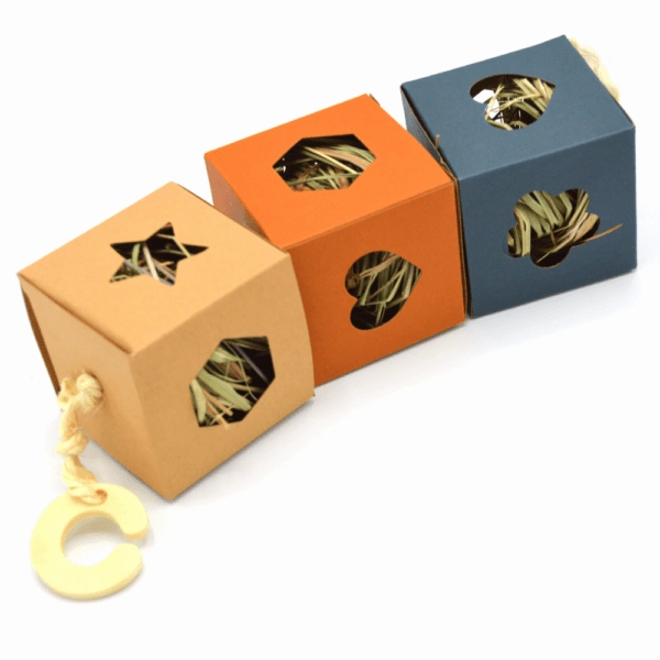 Oxbow Enriched Life - Hide Box Hanger