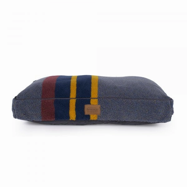 Pendleton Napper Dog Bed Vintage Camp Lake