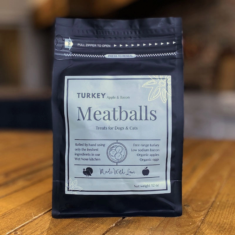 WET NOSE Frozen Turkey, Bacon & Apple Meatball Treats for Dogs & Cats