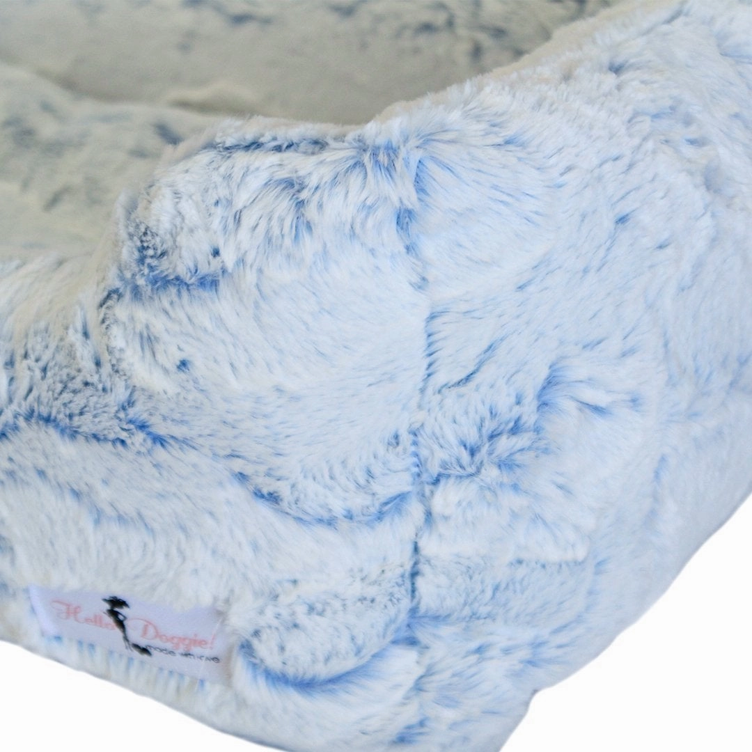 Whisper Dog Bed Baby Blue